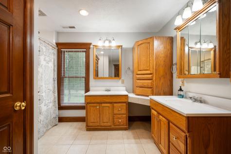 2708 N 400 E Greenfield IN 46140