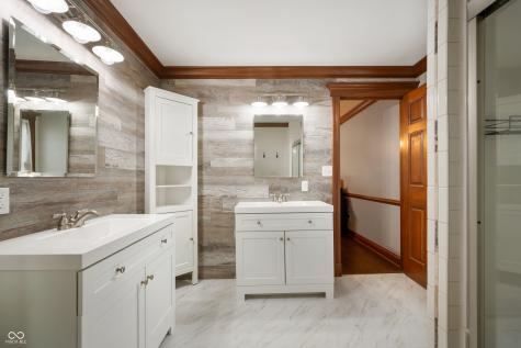 2708 N 400 E Greenfield IN 46140