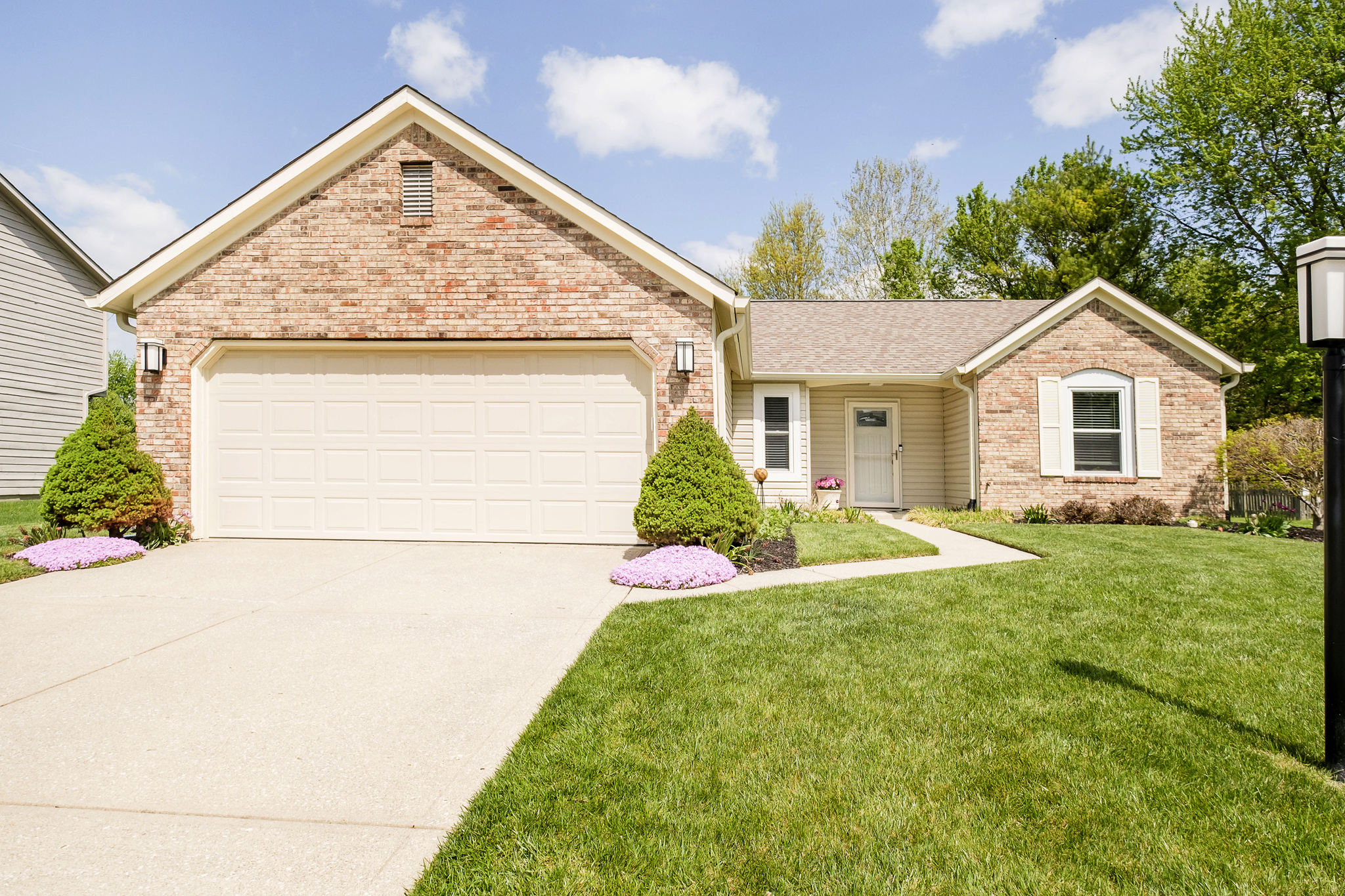 4228 Tarragon Terrace Indianapolis IN 46237