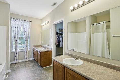 6540 Cougar Court Indianapolis IN 46237