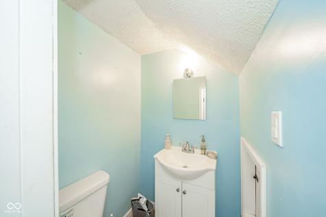 1807 S 11th Street Terre Haute IN 47802