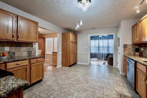 25 English Green Westfield IN 46074