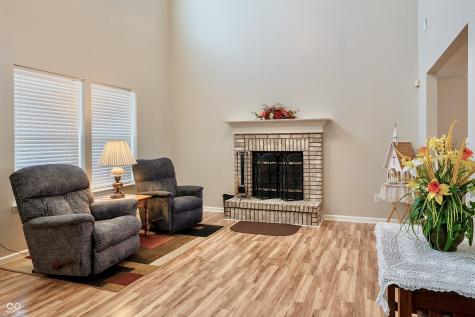 25 English Green Westfield IN 46074