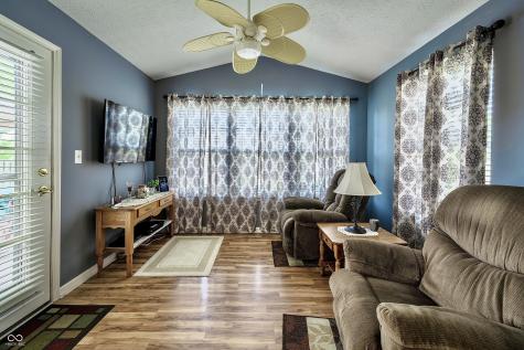 25 English Green Westfield IN 46074