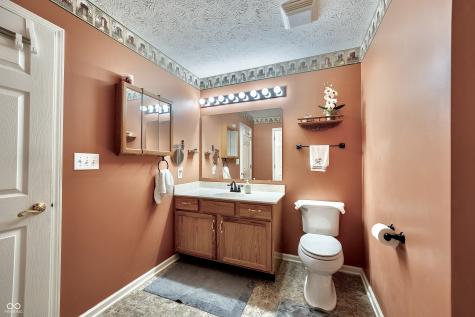 25 English Green Westfield IN 46074