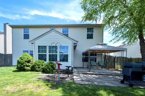 25 English Green Westfield IN 46074