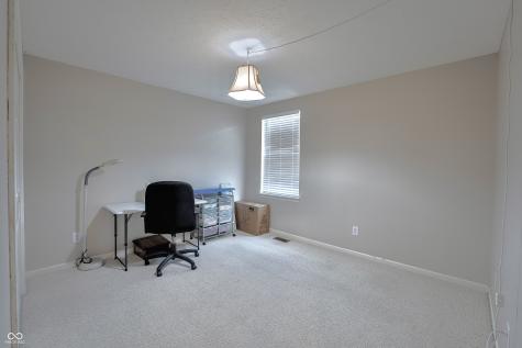 25 English Green Westfield IN 46074