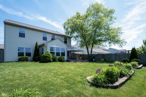25 English Green Westfield IN 46074