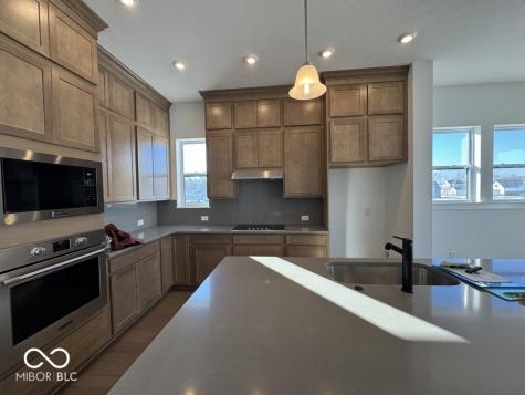 11362 Briargate Drive Fishers IN 46040