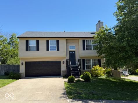 2607 S Southern Pines Court Bloomington IN 47403