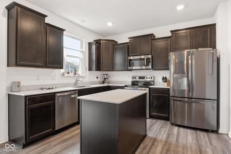 4407 Ringstead Way Indianapolis IN 46235