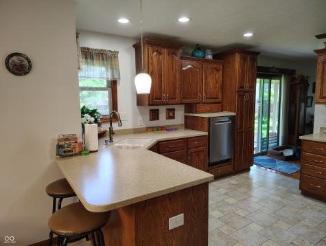 3422 Sycamore Drive Columbus IN 47203