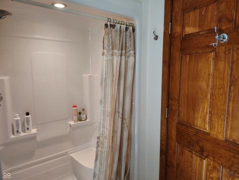 3422 Sycamore Drive Columbus IN 47203