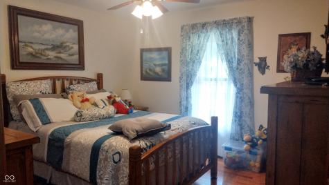 3422 Sycamore Drive Columbus IN 47203
