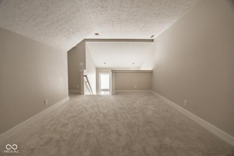 11164 Parkside Crescent Carmel IN 46032