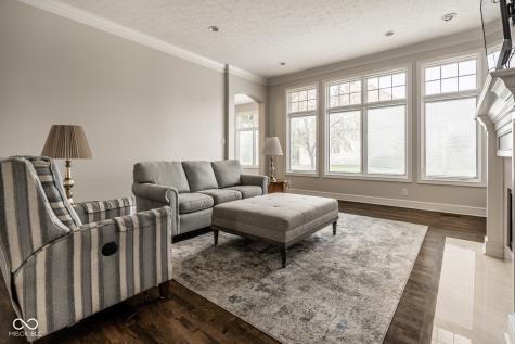 11164 Parkside Crescent Carmel IN 46032