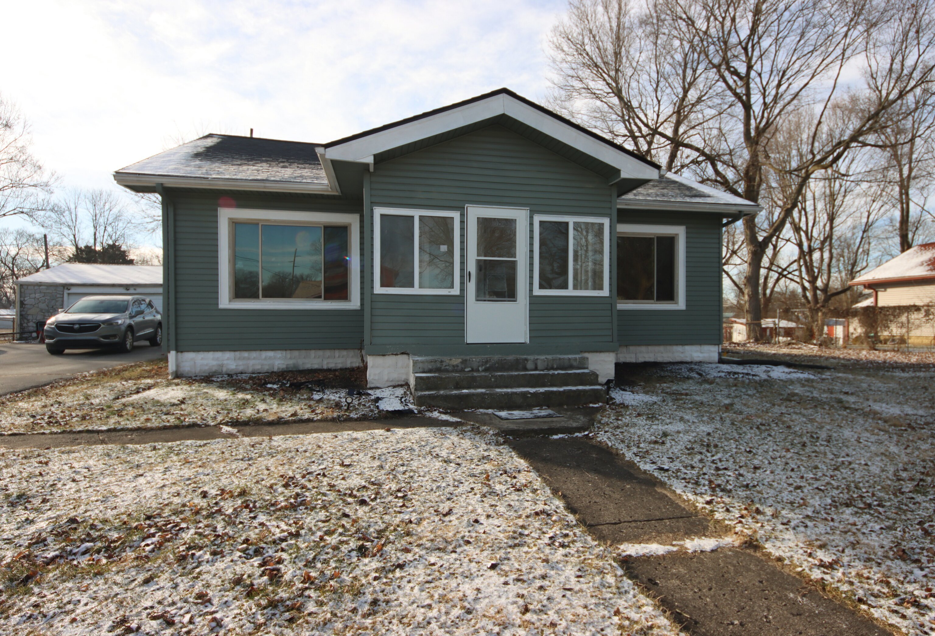 1563 E Dudley Avenue Indianapolis IN 46227