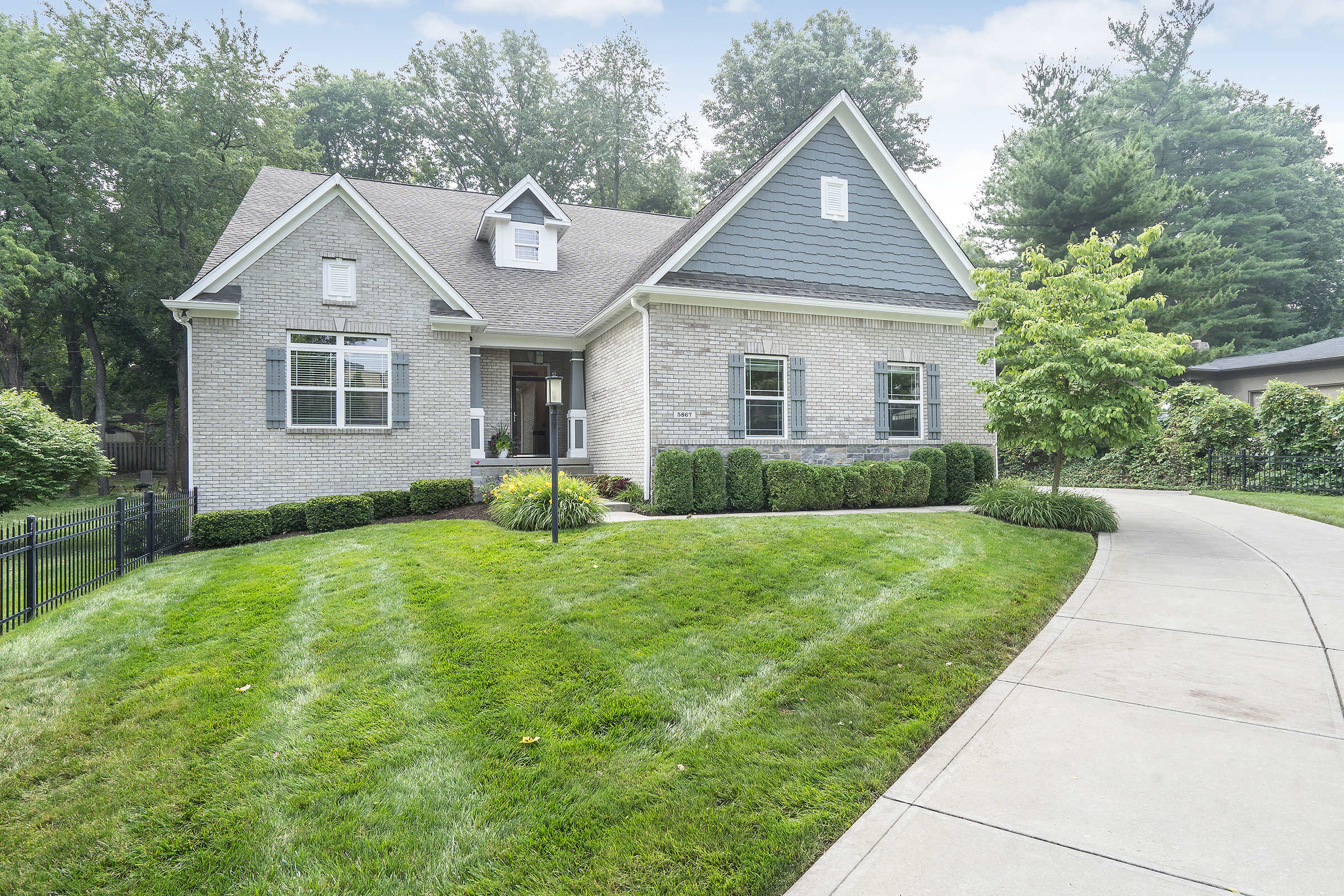 5867 N College Avenue Indianapolis IN 46220