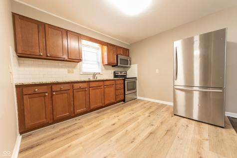 1609 Meridian Street Columbus IN 47201