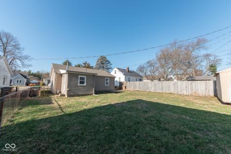 1609 Meridian Street Columbus IN 47201