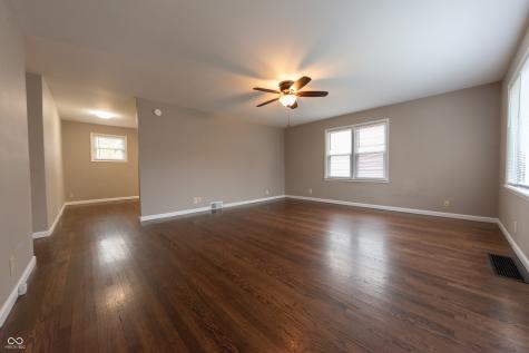 1609 Meridian Street Columbus IN 47201