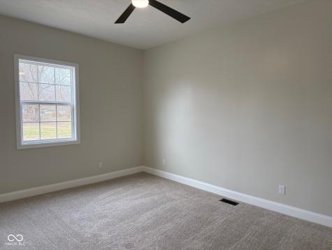 402 S Mulberry Street Fairland IN 46126