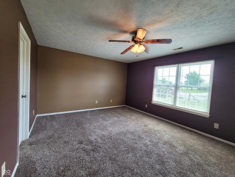 1096 Bumblebee Way Greenfield IN 46140