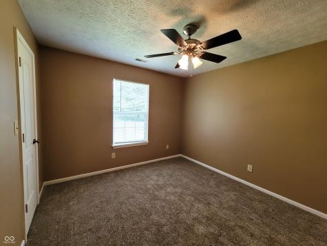 1096 Bumblebee Way Greenfield IN 46140