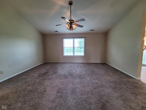 1096 Bumblebee Way Greenfield IN 46140
