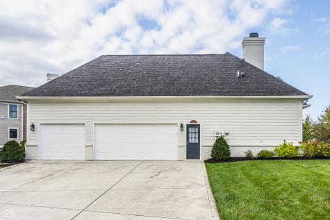 6691 Chapel Crossing Zionsville IN 46077
