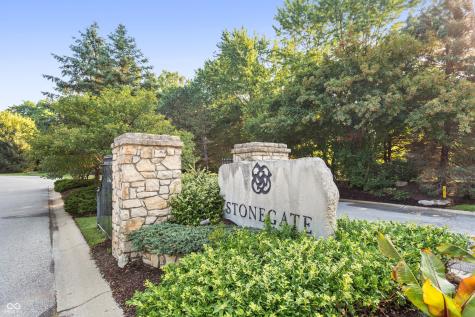 6691 Chapel Crossing Zionsville IN 46077