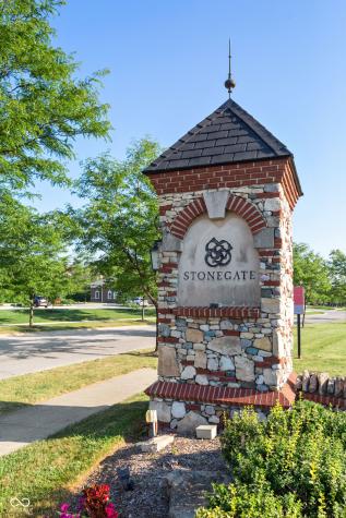 6691 Chapel Crossing Zionsville IN 46077