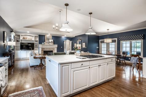 6691 Chapel Crossing Zionsville IN 46077