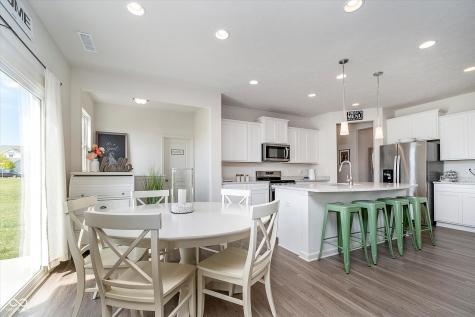 13380 Fielding Way Fishers IN 46037
