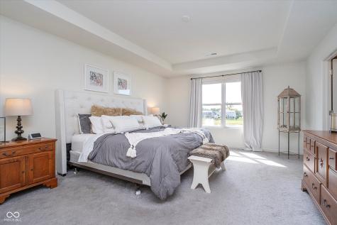 13380 Fielding Way Fishers IN 46037