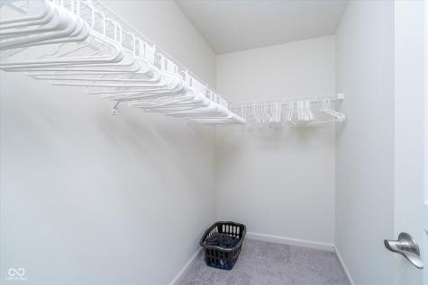 13380 Fielding Way Fishers IN 46037