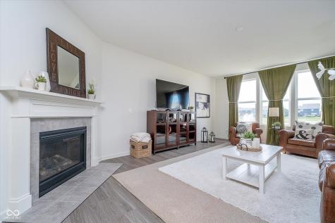 13380 Fielding Way Fishers IN 46037