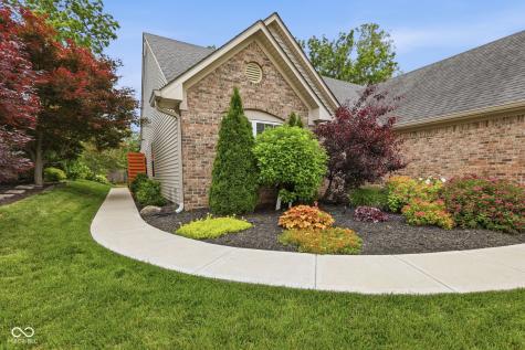 9555 Summer Ridge Place Indianapolis IN 46260