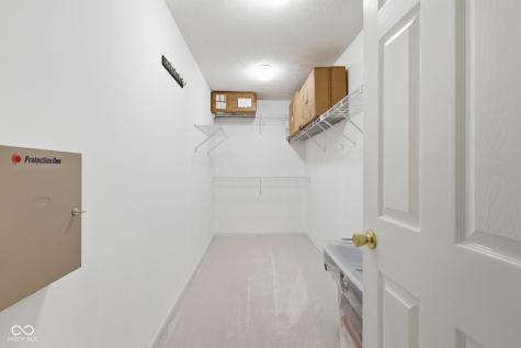 9555 Summer Ridge Place Indianapolis IN 46260
