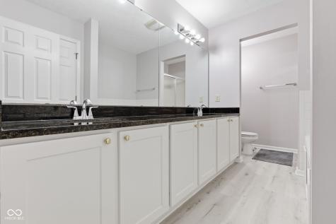 9555 Summer Ridge Place Indianapolis IN 46260