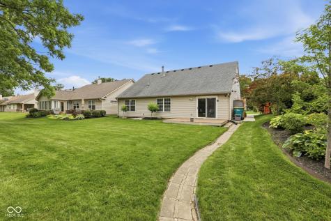 9555 Summer Ridge Place Indianapolis IN 46260