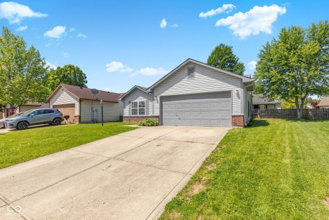 2324 Historic Oaks Boulevard Indianapolis IN 46214
