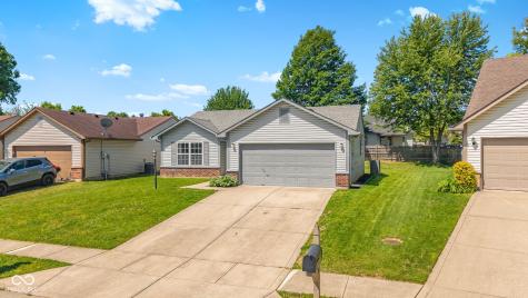 2324 Historic Oaks Boulevard Indianapolis IN 46214