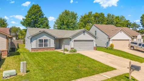 2324 Historic Oaks Boulevard Indianapolis IN 46214