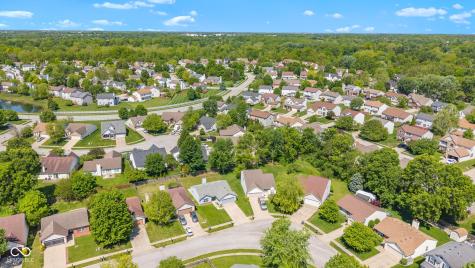 2324 Historic Oaks Boulevard Indianapolis IN 46214