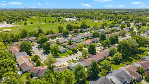 2324 Historic Oaks Boulevard Indianapolis IN 46214