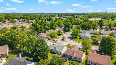 2324 Historic Oaks Boulevard Indianapolis IN 46214