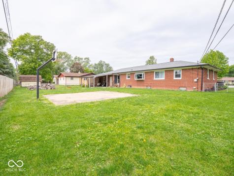 7047 W Lockerbie Drive Indianapolis IN 46214