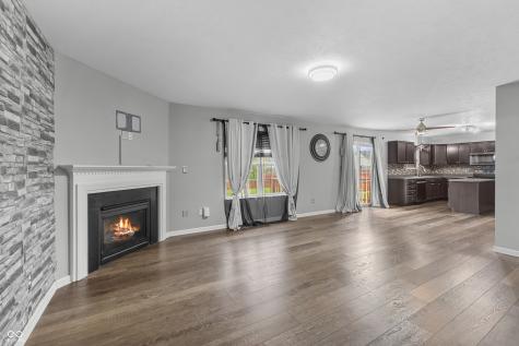 2804 Corlee Crescent Brownsburg IN 46112