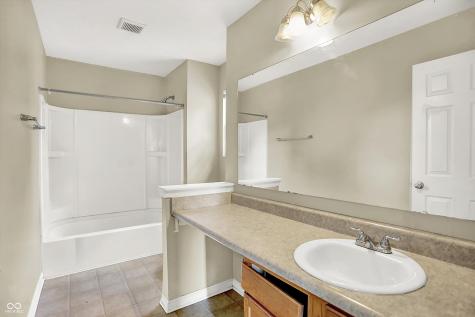 11438 Arches Drive Indianapolis IN 46235